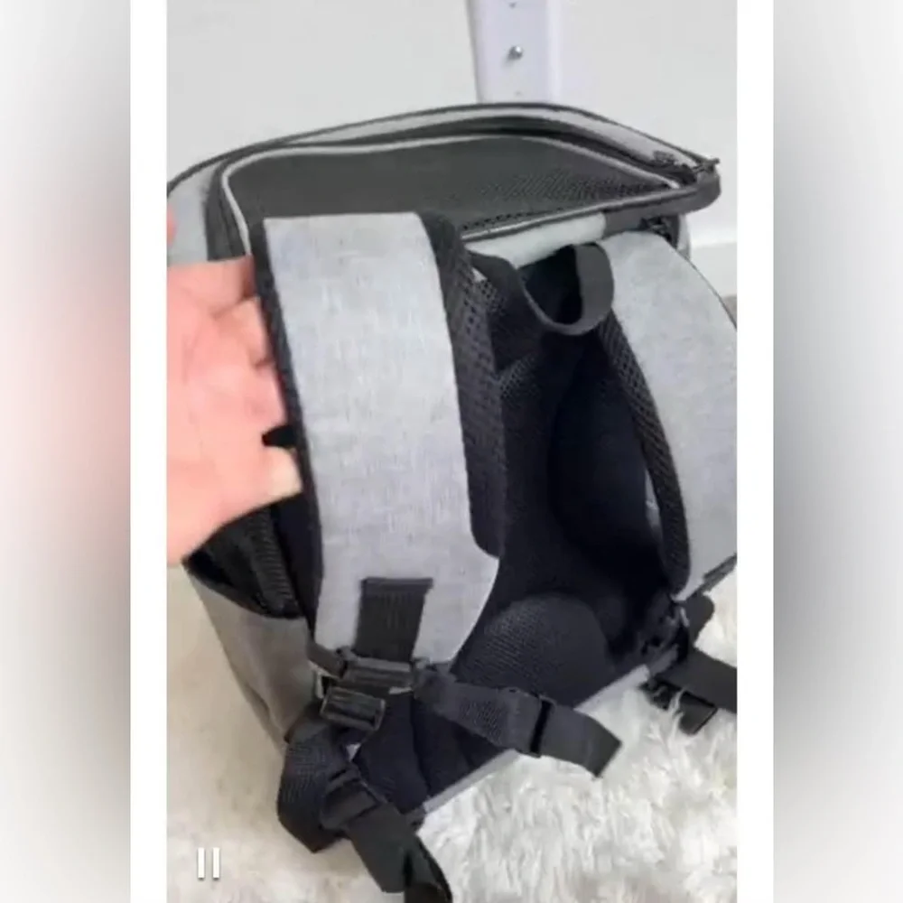Pet travel carrier back pack (small dog)